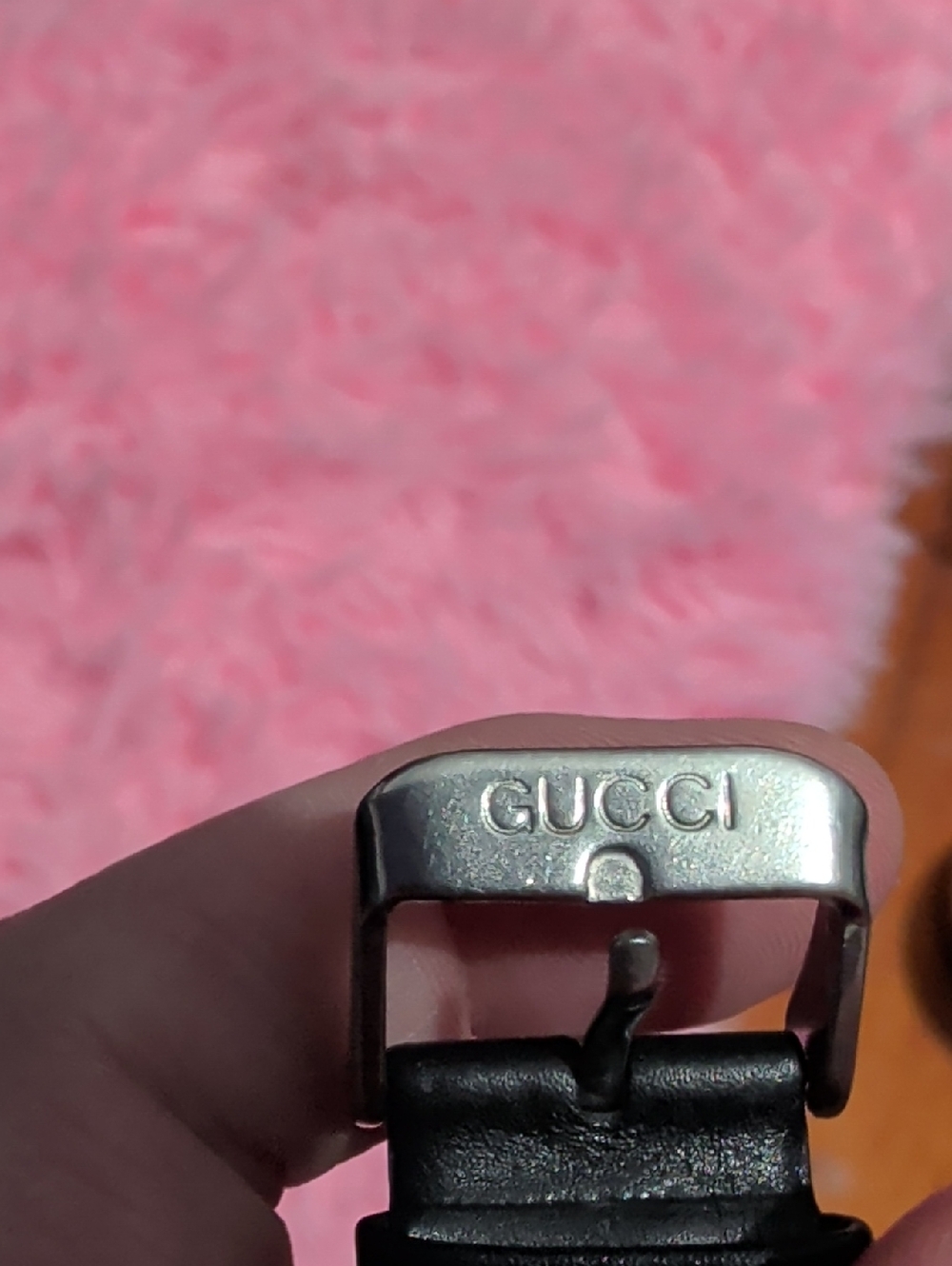 Vintage Gucci Tank Watch - Silver/Grey Dial - Black Genuine Leather - Picture 9 of 11